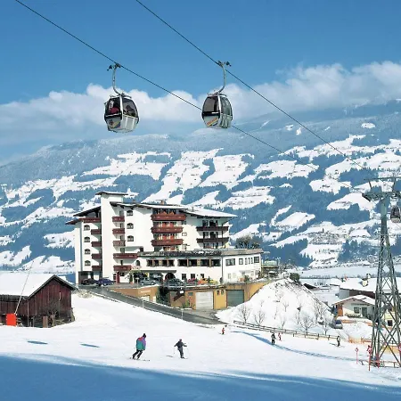 Apartment In Hart Im Zillertal With Garden Balcony Parking 公寓 *