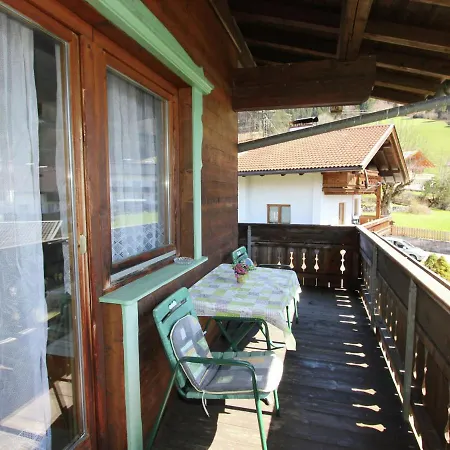 Apartmán Apartment In Hart Im Zillertal With Garden Balcony Parking
